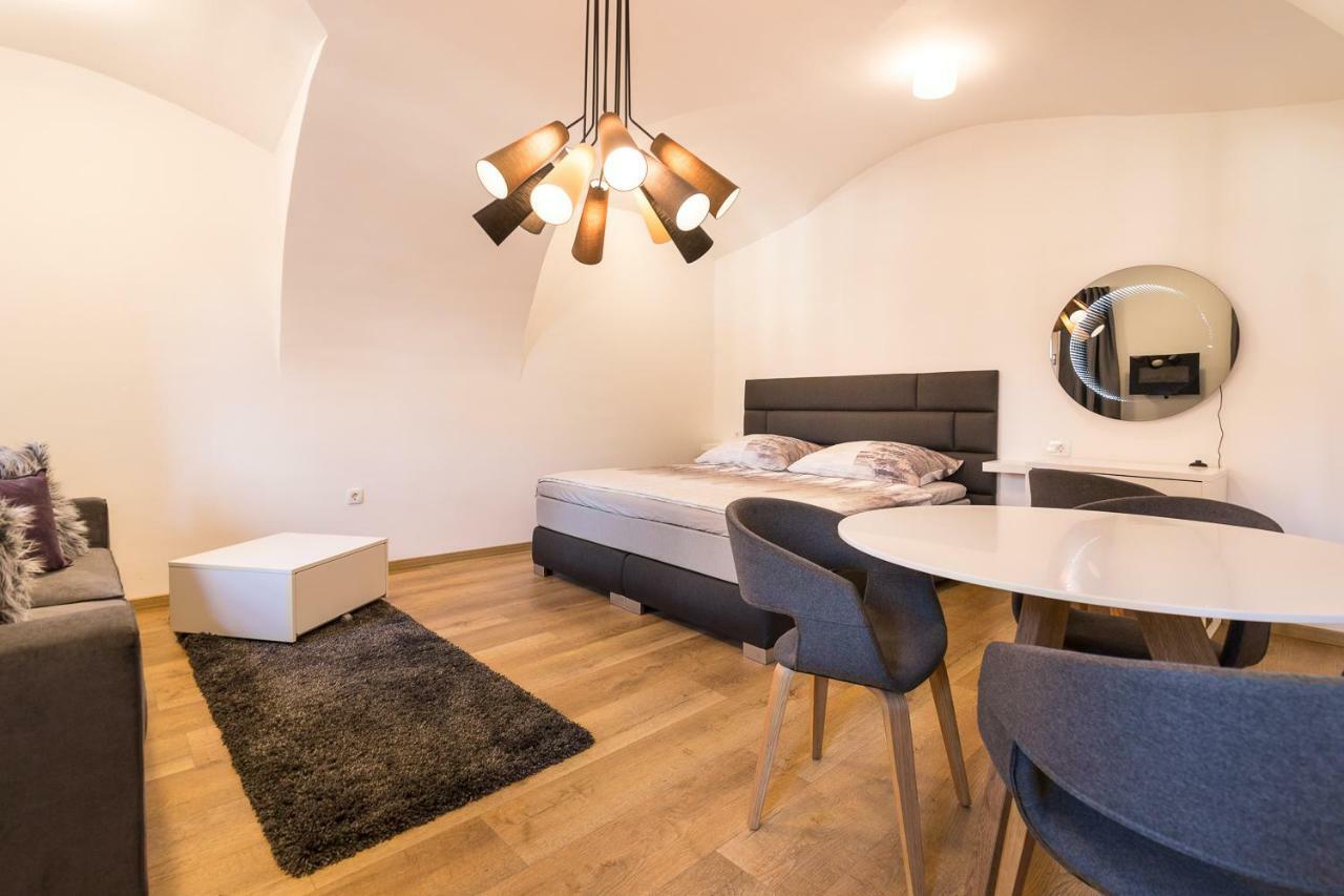 St. Marks Apartment 1 Zagreb Eksteriør billede